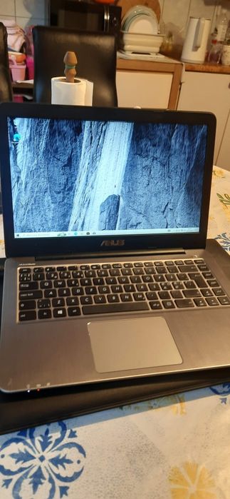 Sprzedam 4 laptopy