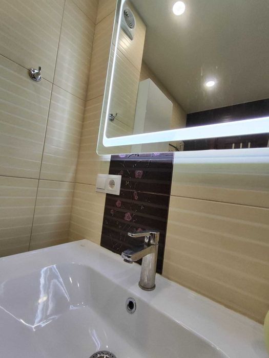 1-кімнатна  студія 43 м2, Ремонт, Меблі. Пр. Миру 277/SZ