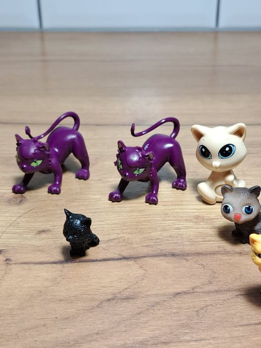 Figurki kotków vintage 57