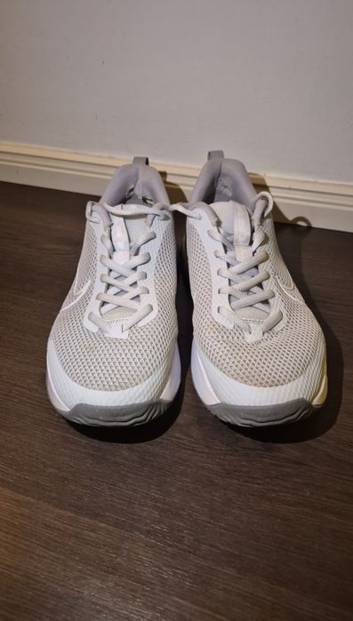 Кроссовки  Nike оригинальные р.46