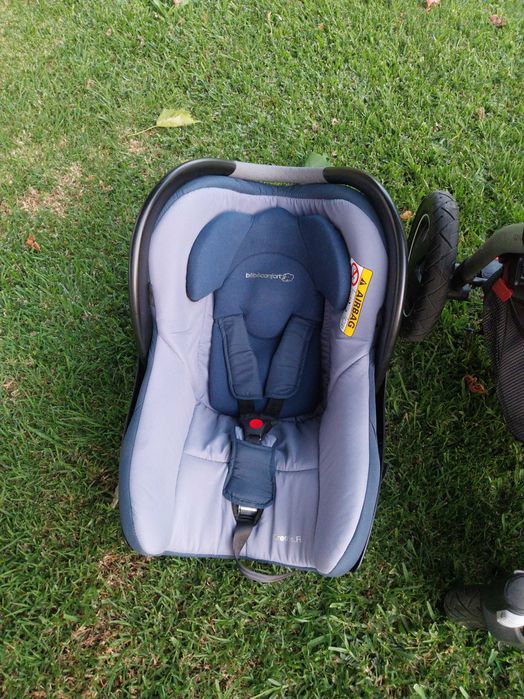 Carrinho bebé + ovo (bebé confort)