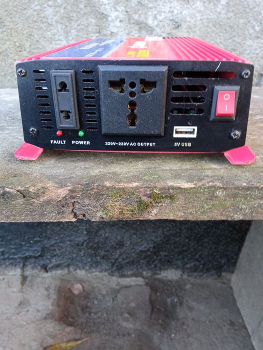 Продам інвертор 5000Ват