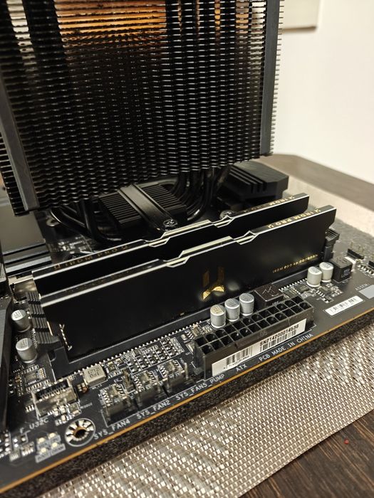 Комплект  Ryzen 7 5800x, aorus b550 pro v2, GOODRAM 32 GB  DDR4