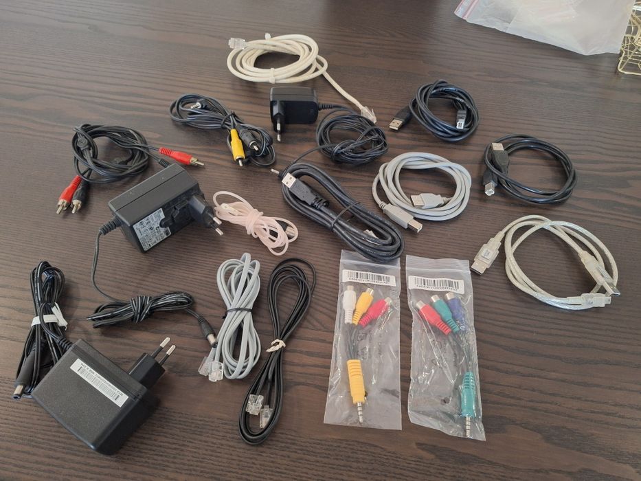 Cabos e transformadores vários