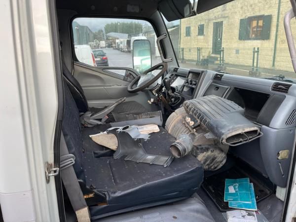 Carroçaria / chassis para peças MITSUBISHI Canter (FB7, FB8, FE7, FE8)