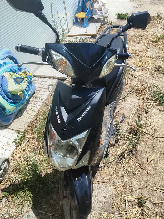 Mota elétrica em ótimo estado