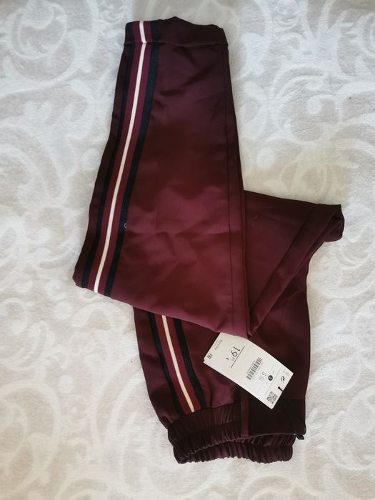 Calça bourdeaux bershka