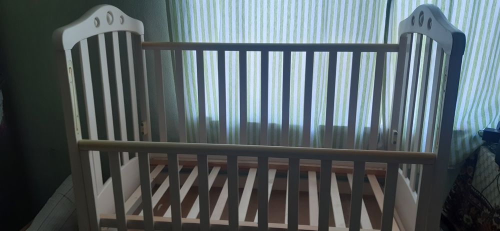 Дитяча кроватка продам