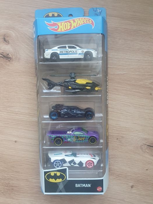 Hot wheels Batman 2020r.