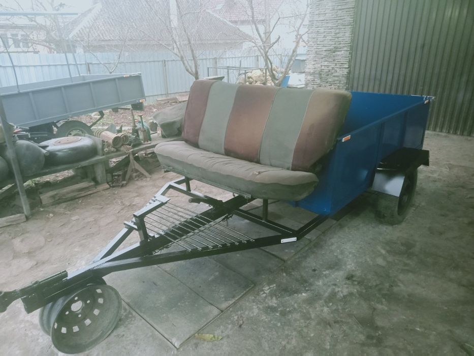 Мощний прицеп к мотоблоку