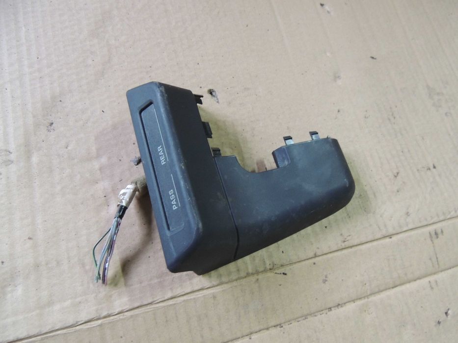 Kontrolka wyświetlacz zapiętych pasów Mazda 3 III BK 03,04,05,06,07-09