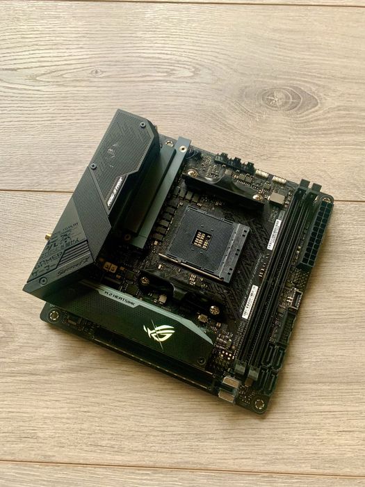 Asus STRIX B550-I Gaming AM4 PCI-E4.0 ITX
