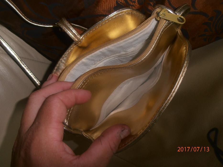 Złota torebka