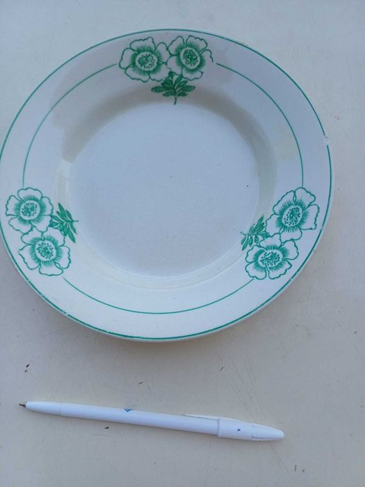 Parto, c floral verde, da Cerâmica Lufapo Massarelos Portugal