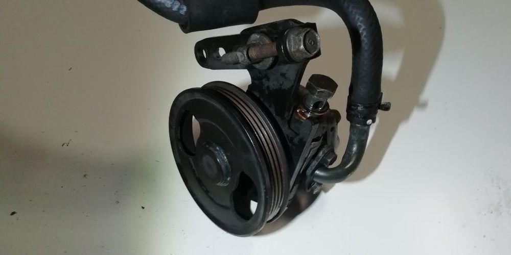 Bomba direcao assistida - Kia rio 1.3 ( 2000 )