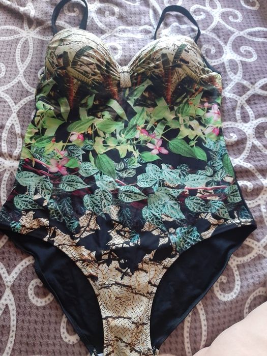 Купальник великого розміру