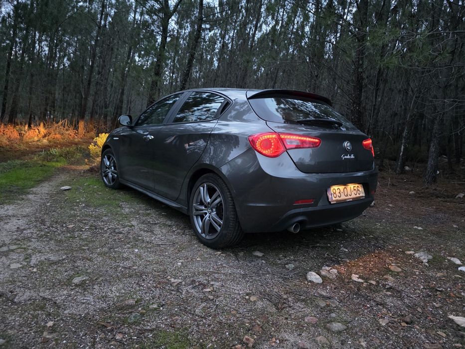Alfa Romeo Giulietta 1.6 JTDm Distinctive. Nacional.