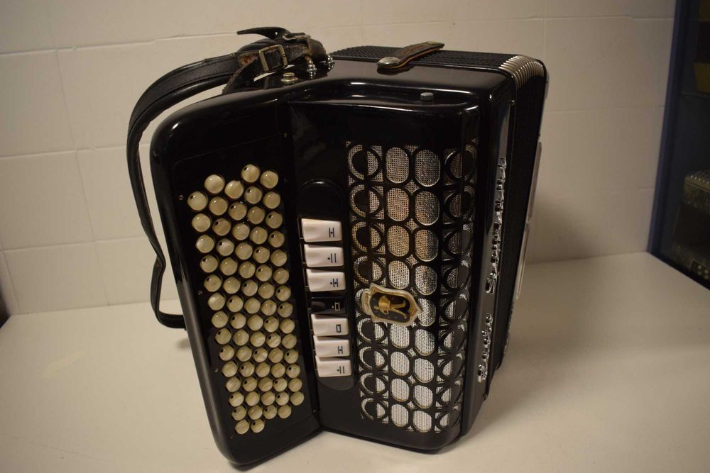 Acordeao Paolo Soprani 3 Voz 96  Baixos, N . 125