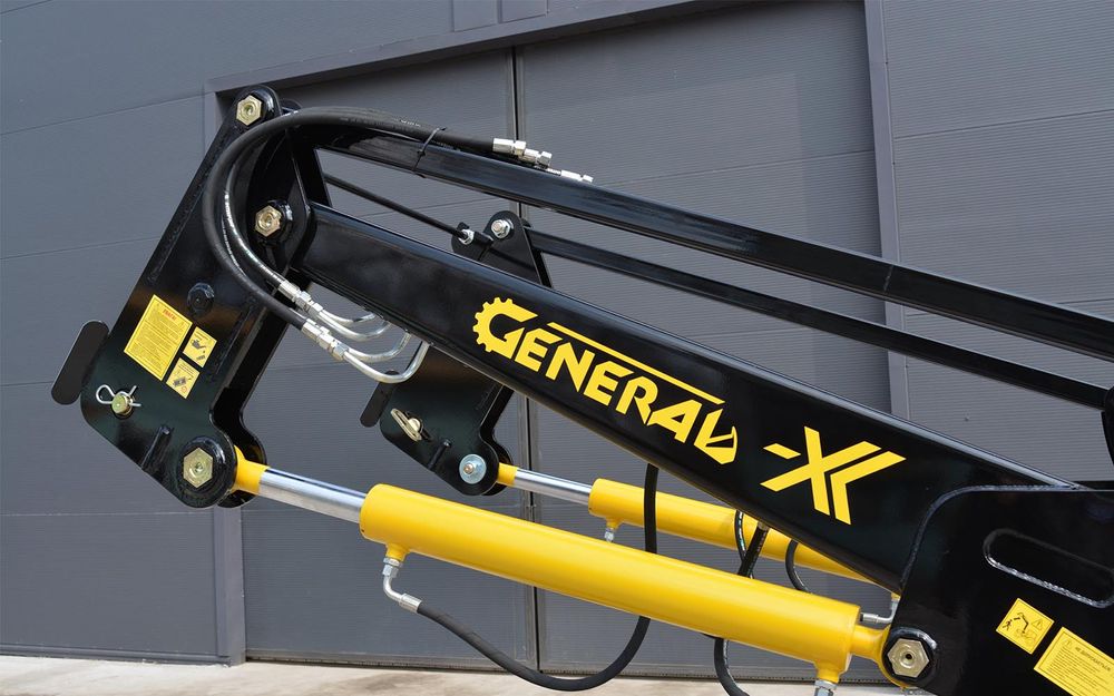 Фронтальний навантажувач General X