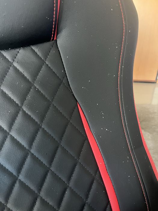 Mesa e cadeira gamer AlphaGamer