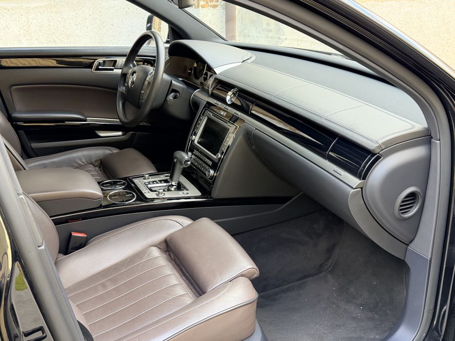 Sprzedam Volkswagen Phaeton 4.2 V8 Exclusive Masaże Dociągi Lodówka Webasto Dynaudio 4Motion 2010 Unikat 335 koni