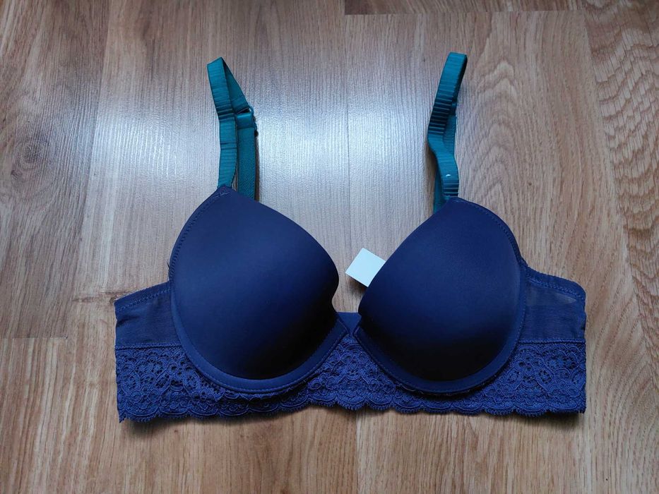 Biustonosz DIM 70B
