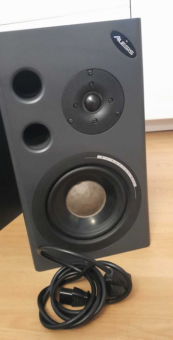 ALESIS M1 Active MK2 Monitory aktywne studyjne