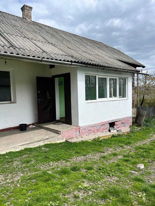 Продаж будинку біля Тернополя