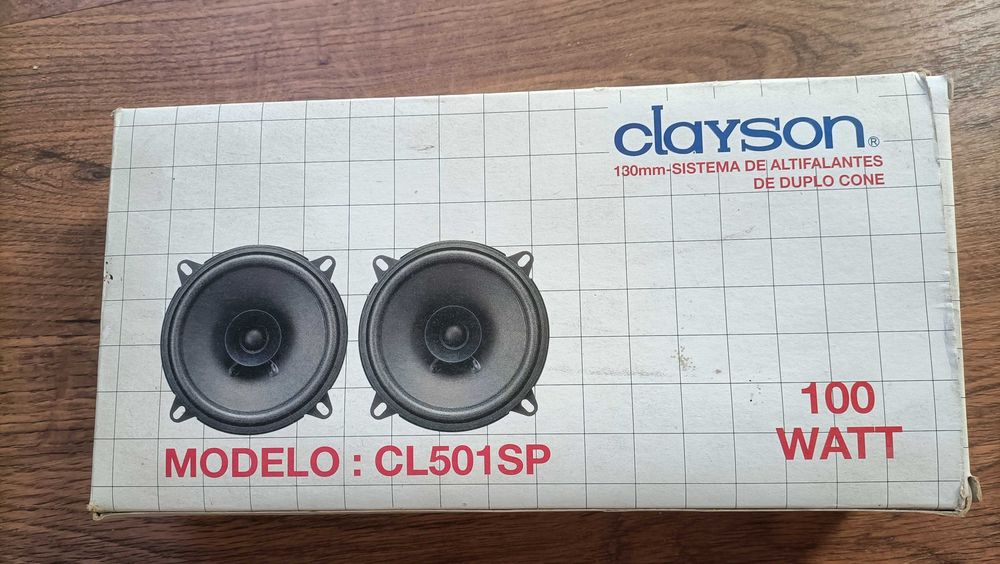 Altifalantes/colunas Clayson de 100W novas