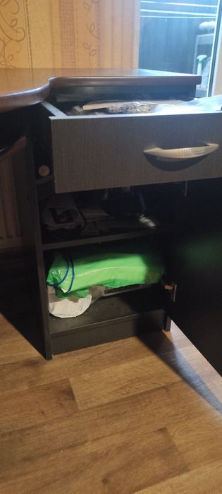 Стол комп'ютерний, угловий