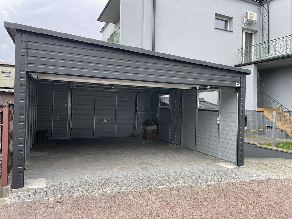 Garaż blaszany 5.5x6, brama segmentowa, profil zamknięty ocynkowany.