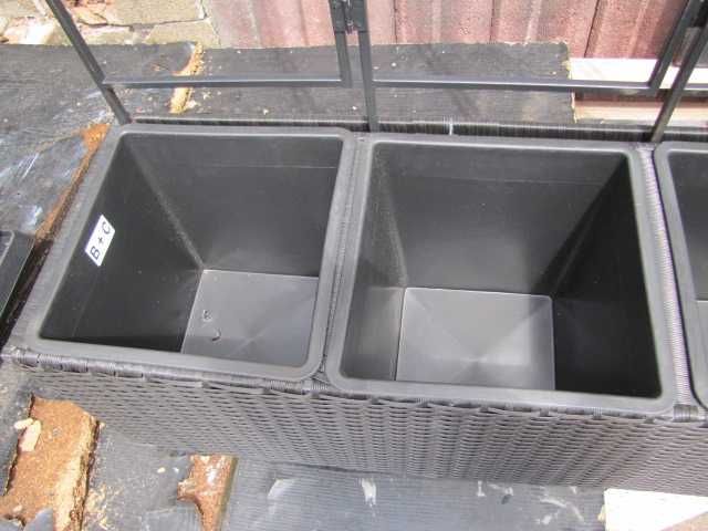 Amazon Prostokątna donica z wikliny pergola cztery donice 127 cm