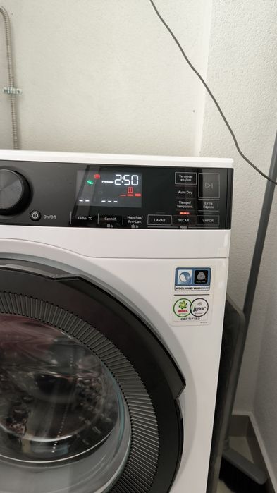 *RESERVADA*Máquina de lavar e secar AEG