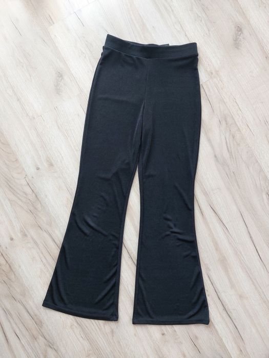 H&M czarne spodnie legginsy flare dzwony 152 rozszerzane nogawki