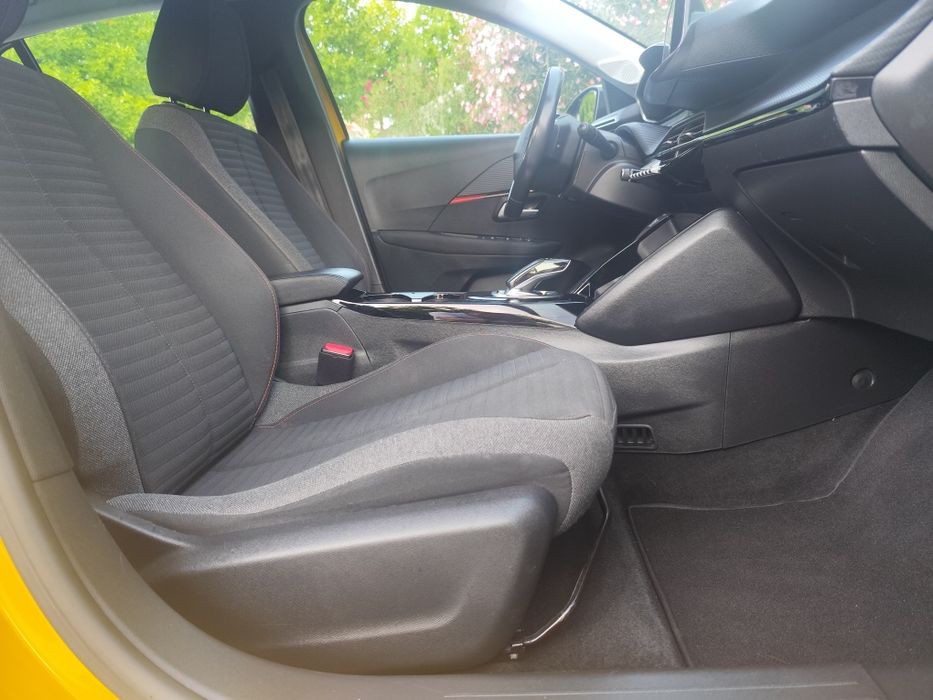 Peujoet e-208  100% elétrico 2021