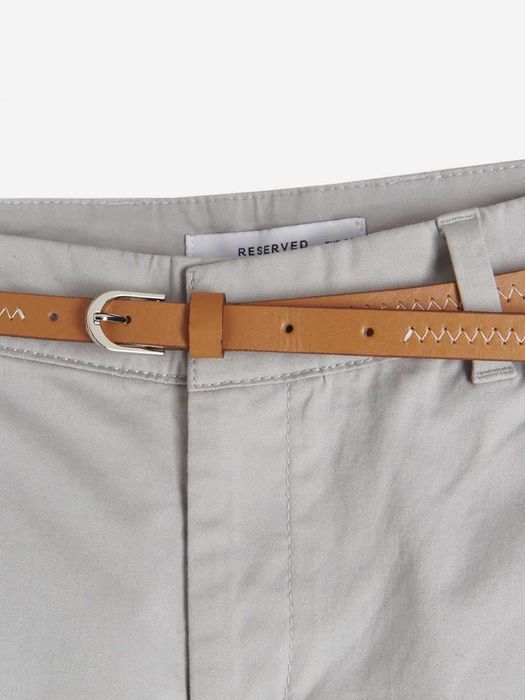 Spodnie chino z paskiem szare Dżinsy, klasyczne spodnie