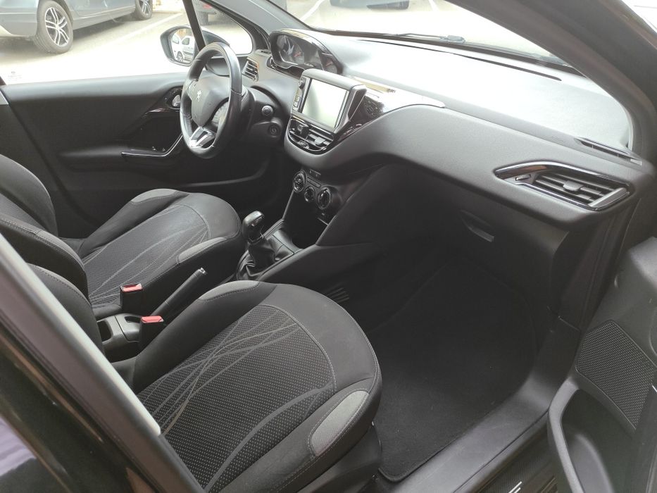 Peugeot 208 1.4-HDI