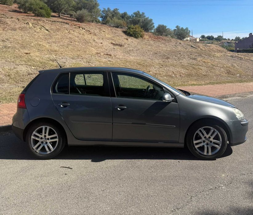 Volkswagen Golf V 1.9 TDI - Bluemotion — 105 CV — photo 3