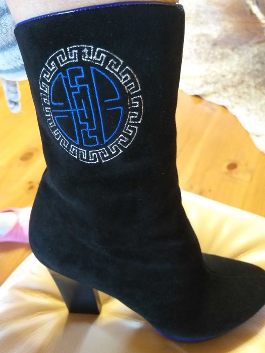 Продам полусапожки сапоги женские замшевые/ напівчобітки жіночі 39р