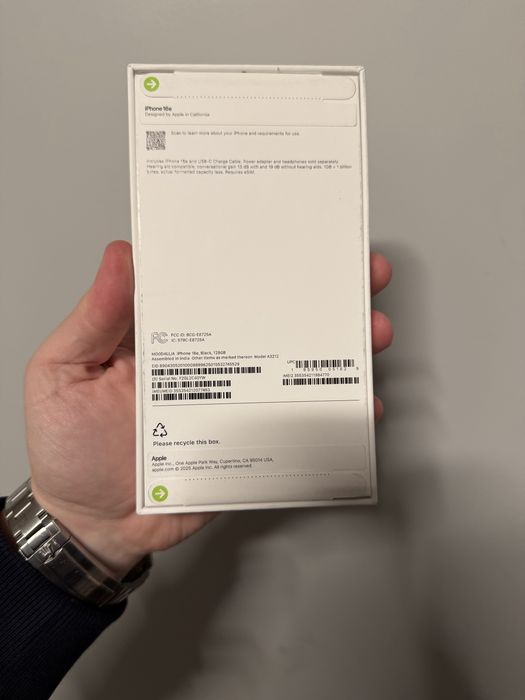 iPhone 16e 128GB Black (e-sim)