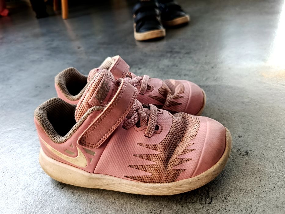 Zestaw butów rozmiar 24/25