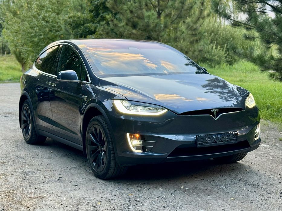 Tesla Model X Long Range Dual Motor 100кВт