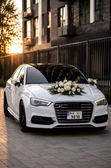 Audi S3 з водієм | Весілля • Фотосесії • Відеозйомка • Ділові поїздки | Кропивницький