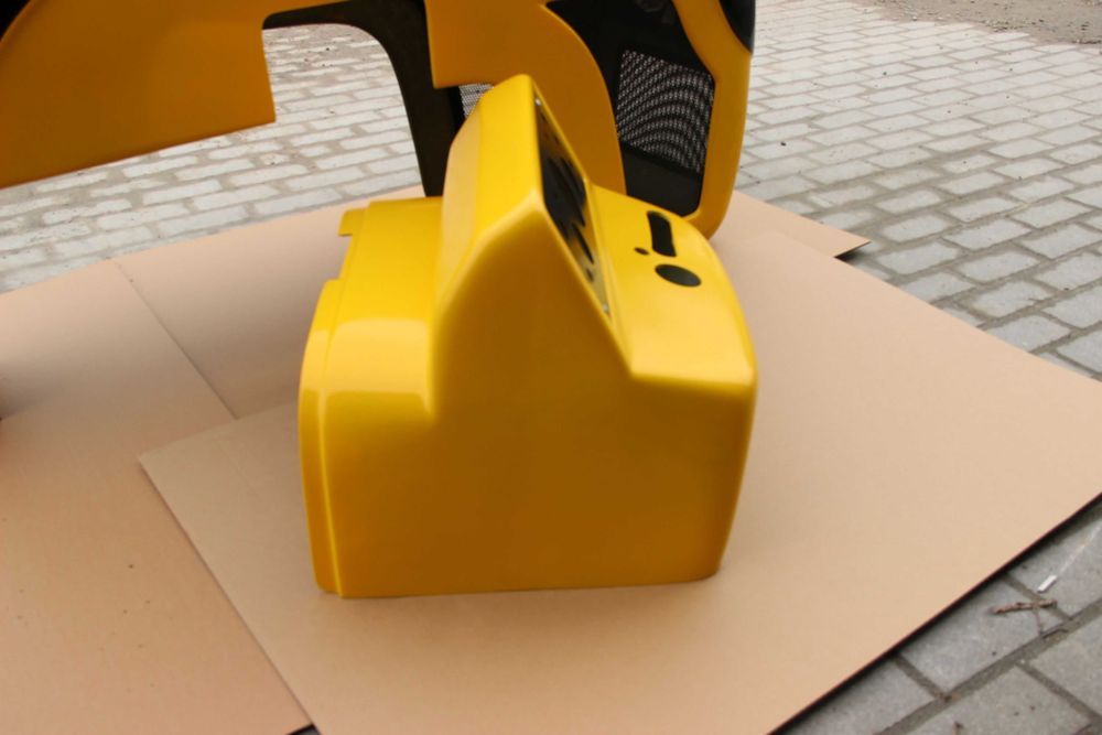 Maska URSUS C 360 3P C- 360-3P tworzywo Nowość fabryczna HIT