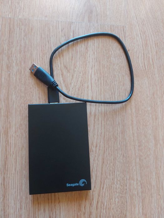 Disco rígido para backups - formato 3,5 polegadas com 250GB de capacidade de armazenamento