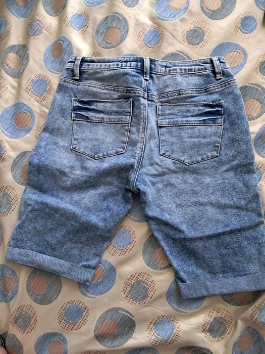Шорти джинсові майже як нові
