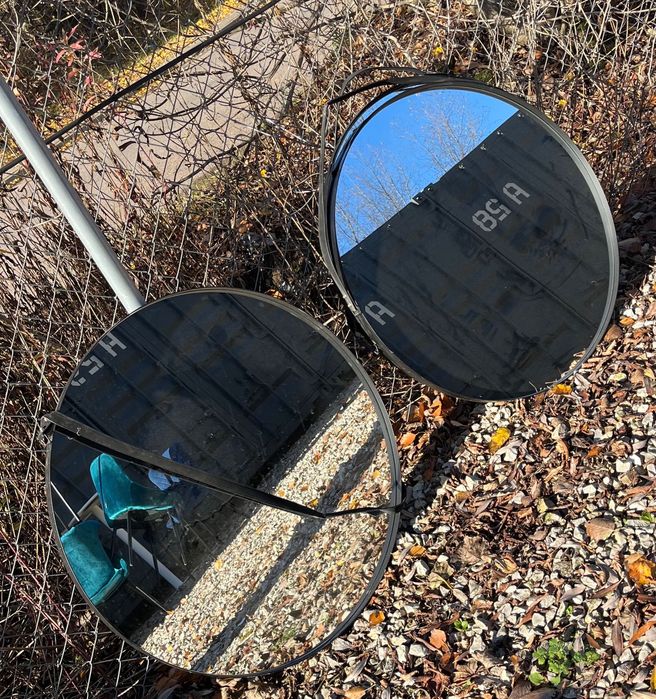 okrągłe lustro na ścianę z paskiem (dostępne trzy sztuki)