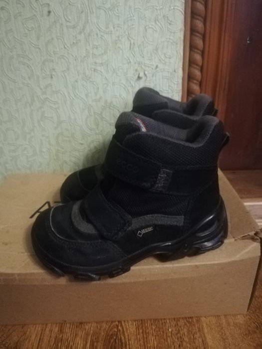 Зимові дитячі черевики  ecco
