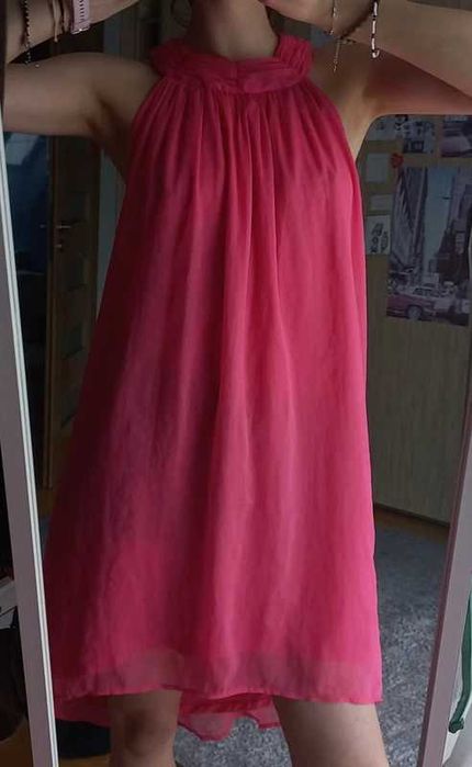 Zwiewna sukienka fuksja H&M 40 L halter trapezowa szyfon