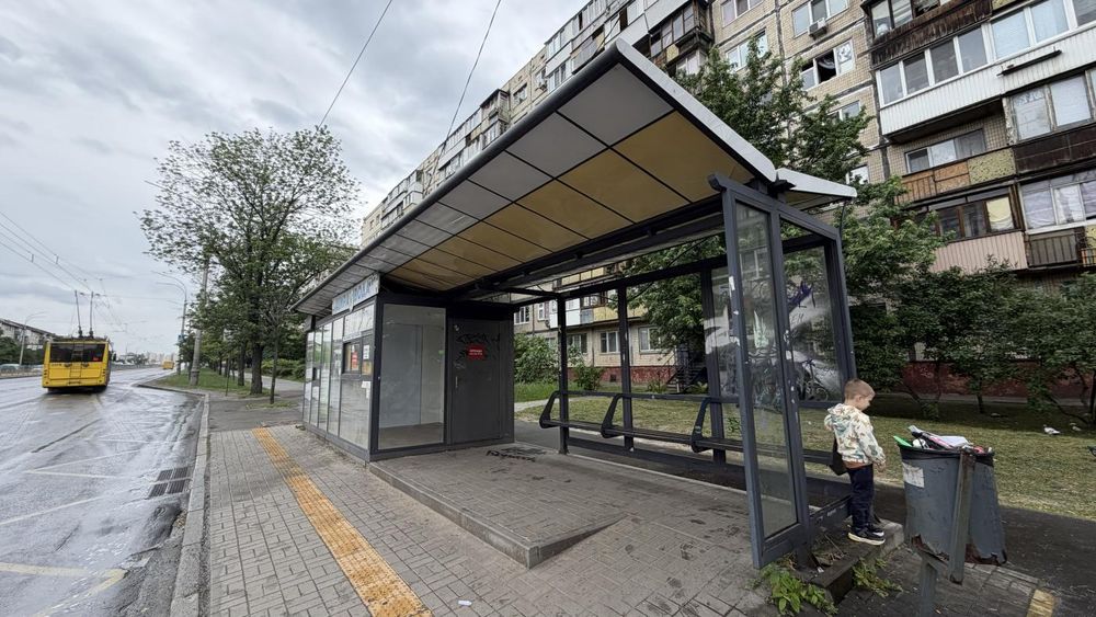 Оренда на пр-ті. Воскресенський, 25 приміщення на 7,5 м², без комісії